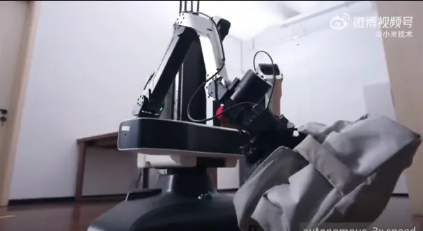 小米发布具身智能基底模型Xiaomi-Robotics-1,探索物理AI Scaling效应